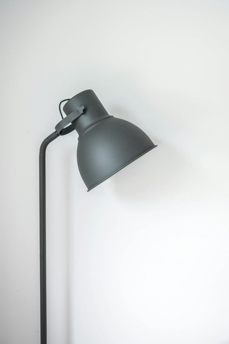 TEST IMAGE. Table lamp.