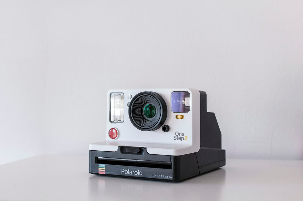 TEST IMAGE. Instant camera.