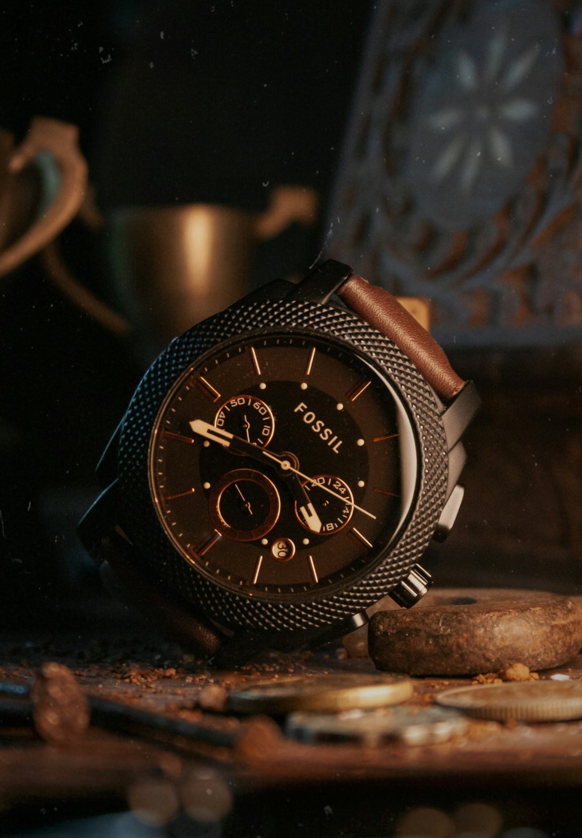 TEST IMAGE. Watch dial, close.