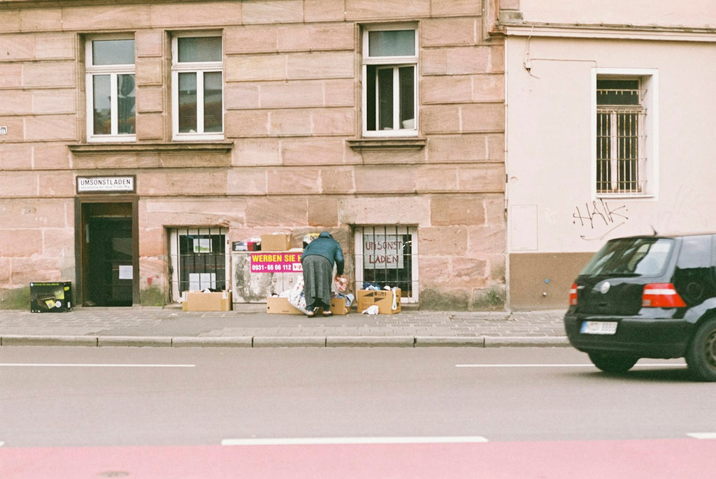 Example · Photo: Markus Spiske · Unsplash